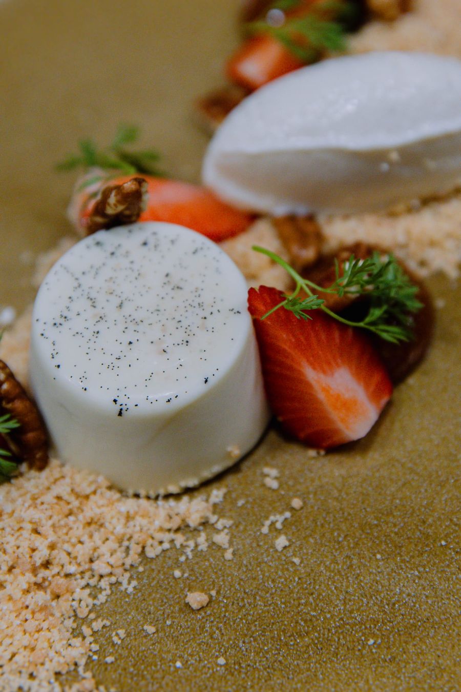 Panna cotta with strawberries